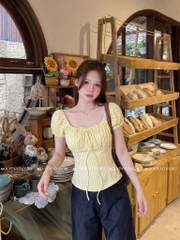Áo thun cổ u chun chấm bi