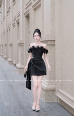 Đầm trễ vai hoa lụa chéo - Đen