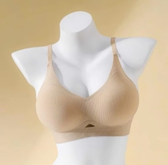 Áo lót nâng ngực su - M048