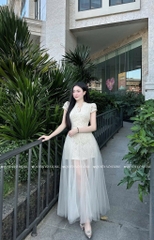 Đầm ren cổ V tùng xòe