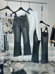 QJ 5730 Quần jean loe Chanel túi sau