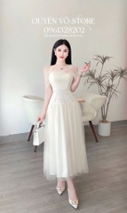 Đầm ren trễ vai phối lưới dáng dài - Kem