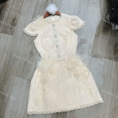 Đầm ren hoa sang chảnh