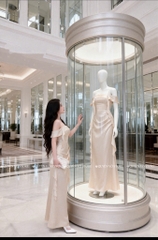 Đầm lụa 2 dây trễ vai - Kem