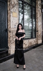 Đầm lụa 2 dây trễ vai - Đen