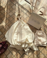 Đầm nude cổ yếm phồng bí