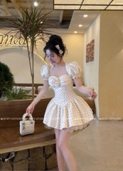 Đầm cổ vuông chấm bi - Kem