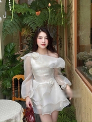 Đầm midi trắng tầng hoa vai td
