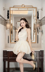 Đầm tơ dáng yếm trễ vai