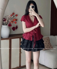 Set áo đỏ cổ V chân váy đen tầng