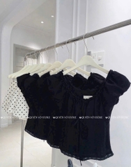 Set áo đen chân váy chấm bi
