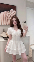 Đầm ren cổ V tiểu thư