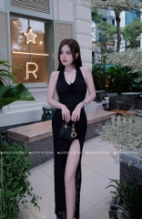 Đầm ôm body cổ yếm dáng dài - Đen