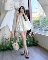 Đầm nude cổ yếm phồng bí