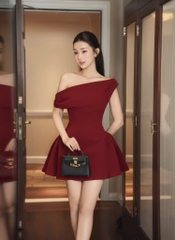 Đầm trễ vai ngắn