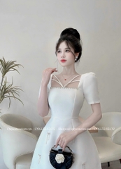 Đầm cổ V kiểu dây đôi