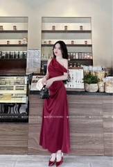 Đầm lụa lệch vai xếp ly eo - Đỏ