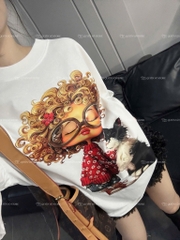 Áo thun cô gái tóc xù mèo