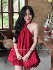 Đầm đỏ cổ yếm phồng bí