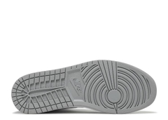 hyper royal 1 in stores