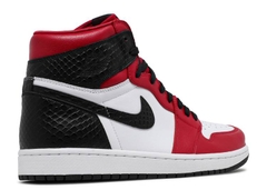 WMNS AIR JORDAN 1 RETRO HIGH OG 'SATIN RED'