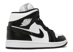 WMNS AIR JORDAN 1 MID 'PANDA'