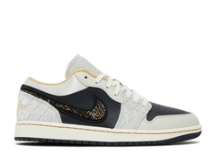 AIR JORDAN 1 LOW SE 'BEADED SWOOSH'