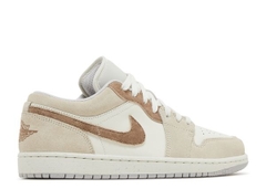 Air Jordan 1 Low 'Light Bone'
