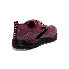 Brooks Cascadia 15 Nữ