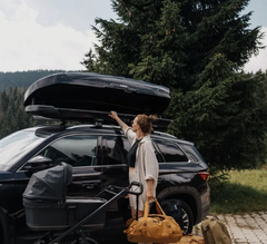 Roof box Thule Motion 3 XL màu Trắng