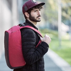 Bobby Original Anti-Theft backpack, Red