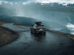Thùng nóc ôtô Thule Motion 3 L (Đen)