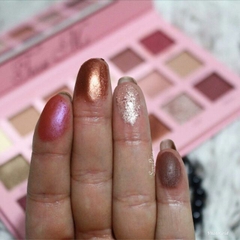 Bảng Phấn Mắt Tease Me Của Beauty Creations