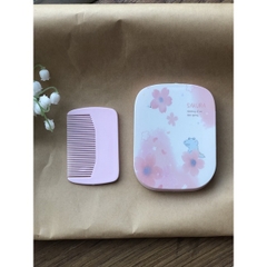 Gương cầm tay kèm lược