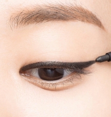 Chì kẻ mắt chống nước Rimmel Scandal Eyes Waterproof Gel Pencil