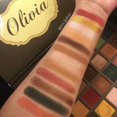 Bảng mắt Olivia