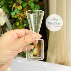 Muỗng đong mặt nạ kèm ly chia vạch