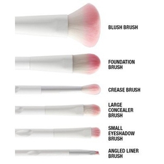 Cọ kẻ mắt, chân mày Wet n Wild Angled Liner Brush