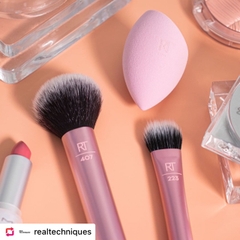 Cọ má hồng Real Techniques Blush Brush