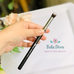 Cọ đánh sống mũi tạo khối bắt sáng AOA E103