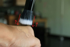 Cọ đánh kem nền ELF Stipple Brush