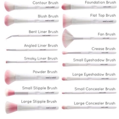 Cọ kẻ mắt, chân mày Wet n Wild Angled Liner Brush