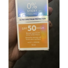 Kem chống nắng Nivea Shine Control SPF 50 UV Face