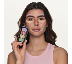 Bảng che khuyết điểm Essence Conceal Like A Pro Color Correcting Palette