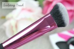 Cọ đánh nền và tạo khối Real Techniques Sculpting brush