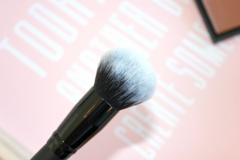 Cọ đánh kem nền ELF Selfie Ready Foundation Blurring Brush