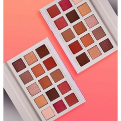 Bảng mắt Beauty Creations Irresistible