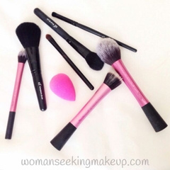 Cọ má hồng ELF Studio Blush Brush