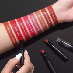 Son Wet n Wild Perfect Pout Lip Color tone cam cháy / hồng nude