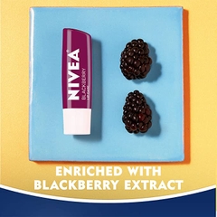 Son dưỡng môi có màu Nivea Fruit Lip Balm